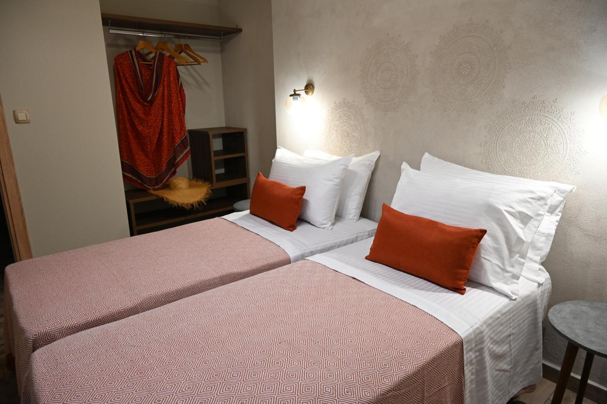 Aparthotel Vivis Hub à Argostóli Extérieur photo